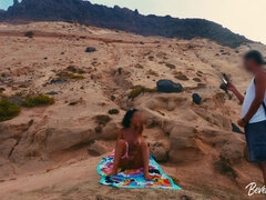 Amateur, Playa, Tetas grandes, Italiano, Madres para coger, Al aire libre, Público, Esposa