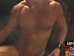 Amateur, Anal, Sucer une bite, Homosexuelle, Allemand, Jeans, Réalité, Rasée