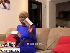 Africain, Noire, Hard, Fait maison, Petite femme, Pov, Timide, Nénés