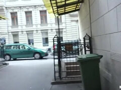 Красивые, На публике, Испанки