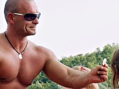 ブロンド, 茶髪の, グループ, オナニー, アウトドア, 公共, 剃毛, おもちゃ