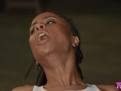 Ebony lesbian wanna fuck teen girl