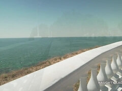 Plage, Gros seins, Brunette brune, Fétiche, Mère que j'aimerais baiser, Seins naturels, De plein air, Russe