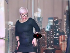 Grosse bite, Gros seins, Clito, Gode, Mamie, Gode énorme, Mamelons, Nénés