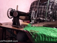 Enthousiasteling, Grote mammen, Pijpbeurt, Handbeurt, Indisch, Masturbatie, Moeder, Slet