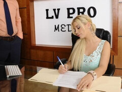 Culo grande, Verga grande, Tetas grandes, Rubia, Mamada, Estilo perrito, Madres para coger, Tetas