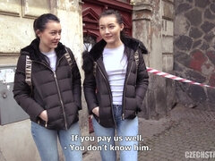 Amateur, Morena, Corridas, Sexo duro, Pov, Trio, Tetas, Gemelos