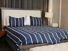 Blondine, Braunhaarige, Vollbusig, Lecken, Milf, Mutti, Muschi, Titten