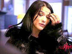 Пальцем, Готки, Лесбиянка, Крошечные, Реалити