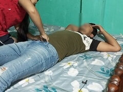 Naughty schoolgirl seduces her teacher with a big surprise - Hindi audio included! Ultimate pleasure in xxx sex