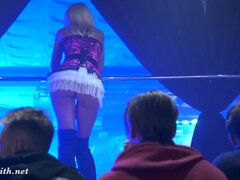 Amateur, Gros cul, Dingue, Masturbation, Mère que j'aimerais baiser, Chatte, Maigrichonne, Solo