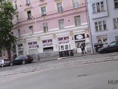 Leie, Gehörnter ehemann, Geld, Zierlich, Pov, Öffentlich, Jungendliche (18+), Ehefrau