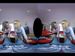 Rubia, Morena, Maduro, Madres para coger, Tetas naturales, Realidad, Afeitado, Medias largas