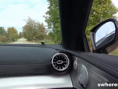 Tetas grandes, Mamada, Coche, Checa, Penetracion con dedos, Hd, Público, Chupando