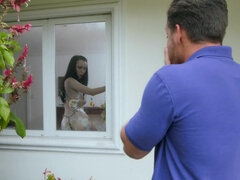 Negro, Mamada, Estilo perrito, Corridas faciales, Cuero, Tetas naturales, Afeitado, Uniforme