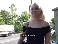 Leie, Blondine, Blasen, Schwanz, Natürlichen titten, Muschi, Kurzes haar, Titten