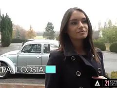 Anal, Sucer une bite, Brunette brune, Gorge profonde, Hd, Lingerie, Monstre, Nénés