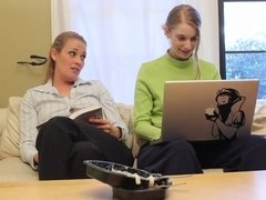 バイセクシャル, ブロンド, キス, レズビアン, 淫乱熟女, オフィス, オマンコ, 赤毛