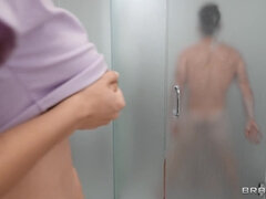 お尻, デカ尻, デカチン, デカパイ, フェラチオ, ハードコア, 淫乱熟女, 三人