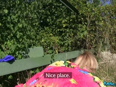 Amateur, Beauté, Sucer une bite, Robe, De plein air, Pov, Public