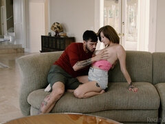 Morena, Polla, Corridas faciales, Besar, Lamidas, Pequeña, Coño, Nalgadas