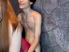 Anal, Asiatique, Sucer une bite, Transsexuelle, Thaïlandaise