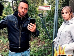 Mamada, Estilo perrito, Dinero, Tetas naturales, Pov, Público, Flaco, Adolescente