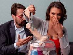 Noire, Sucer une bite, Brunette brune, En levrette, Noir ébène, Doigter, Interracial, Mère que j'aimerais baiser