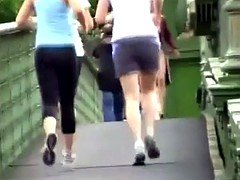 Эксгибиционист, Милф, На публике, Подглядывание