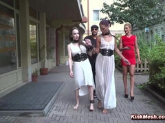 In den arsch, Bizarr, Kehlenfick, Domination, Fetisch, Gruppe, Orgie, Öffentlich