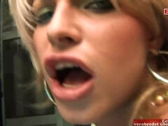 Americano, Anal, Tetas grandes, Rubia, Corridas, Transexual asiatica, Montar, Medias largas