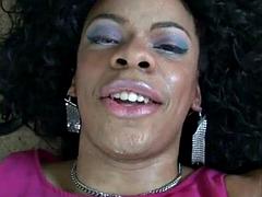 Enthousiasteling, Grote lul, Grote mammen, Rijpe lesbienne, Shemale, Alleen, Tieten likken, Webcamera