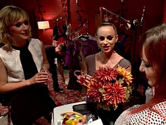 Садо мазо, Большой член, Большие сиськи, Блондинки, Женское доминирование, Белье, Трусики, Сиськи