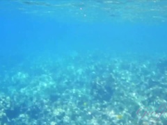 Пляж, Пальцем, На природе, Крошечные, От первого лица, На публике, Сиськи, Влажная