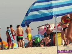 Leie, Grosse titten, Bikini, Braunhaarige, Hd, Öffentlich, Jungendliche (18+), Tanga