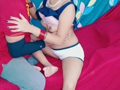 Grote lul, Bedriegen, Sperma in mond, Indisch, Rijpe lesbienne, Tepels, Onder de rok