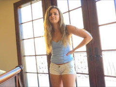 En gros plan de très près, Dansant, Extrême, Doigter, Massage, Orgasme, Public, Solo