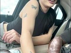 Gros seins, Noire, Éjaculation interne, Tir de sperme, Noir ébène, Branlette thaïlandaise, Pov, Nénés