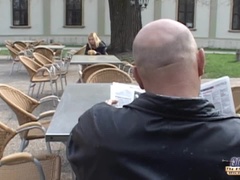 ベッドルーム, ブロンド, フェラチオ, 手コキする, キス, 自然山雀, ティーン