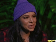 Morena, Rostro sentado, Sexo duro, Lamidas, Tetas naturales, Al aire libre, Coño, Tetas