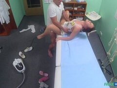 Amateur, Sucer une bite, Médecin, En levrette, Léchez, Infirmière, Bureau, Uniforme
