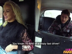 A female taxi driver gets her unshaven cunt drilled in the backseat