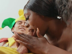 Lieveling, Pijpbeurt, Bruinharig, Hondjeshouding, Zwart, Hd, Moeder die ik wil neuken, Spaans