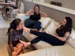 18 летние, Любители, Кастинг, Большая жопа, Большие сиськи, Ноги, Лесбиянка, Белье