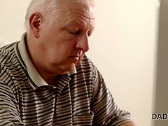 Blasen, Besamung, Spermaladung, Tschechisch, Fingern, Reif, Sohn, Jungendliche (18+)