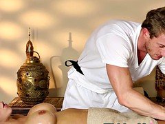 Massage, Milf, Voyeur