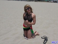 Blond, Pijpbeurt, Lul, Hardcore, Hd, Rijpe lesbienne, Moeder die ik wil neuken, Moeder