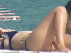 Amateur, Plage, Gros cul, Gros seins, De plein air, Public, Espionne, Voyeur