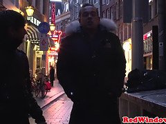 Enthousiasteling, Grote mammen, Sperma shot, Hondjeshouding, Kut duiken, Realiteit, Tiener, Tieten likken