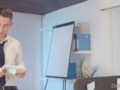 Kont, Blond, Bruinharig, Hardcore, Kantoor, Kut duiken